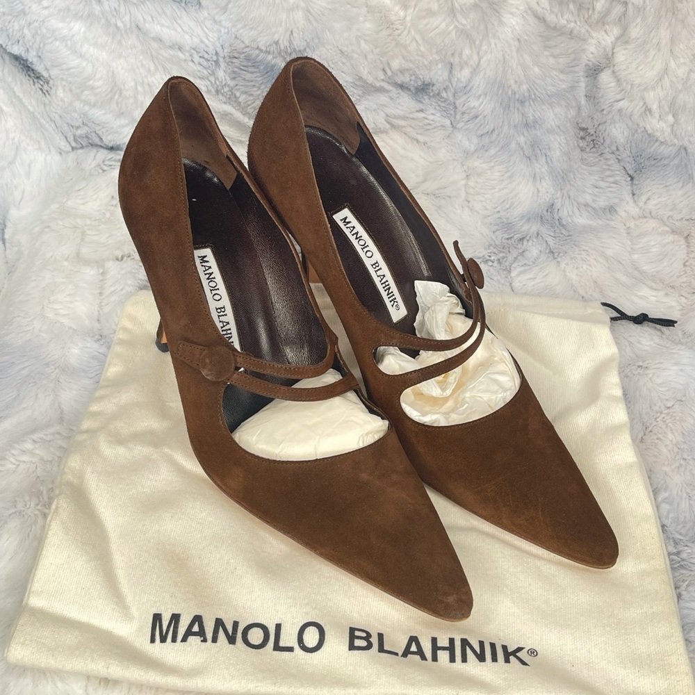Manolo Blahnik Suede Pumps 🤎👜